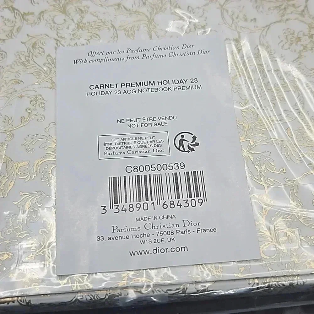 Christian Dior Carnet Premium Holiday 2023 Notebook - Picture 3 of 5